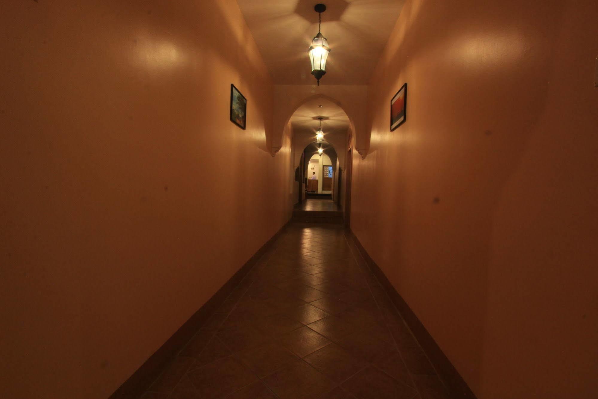 Raza Gyo Hotel Bagan Exterior foto
